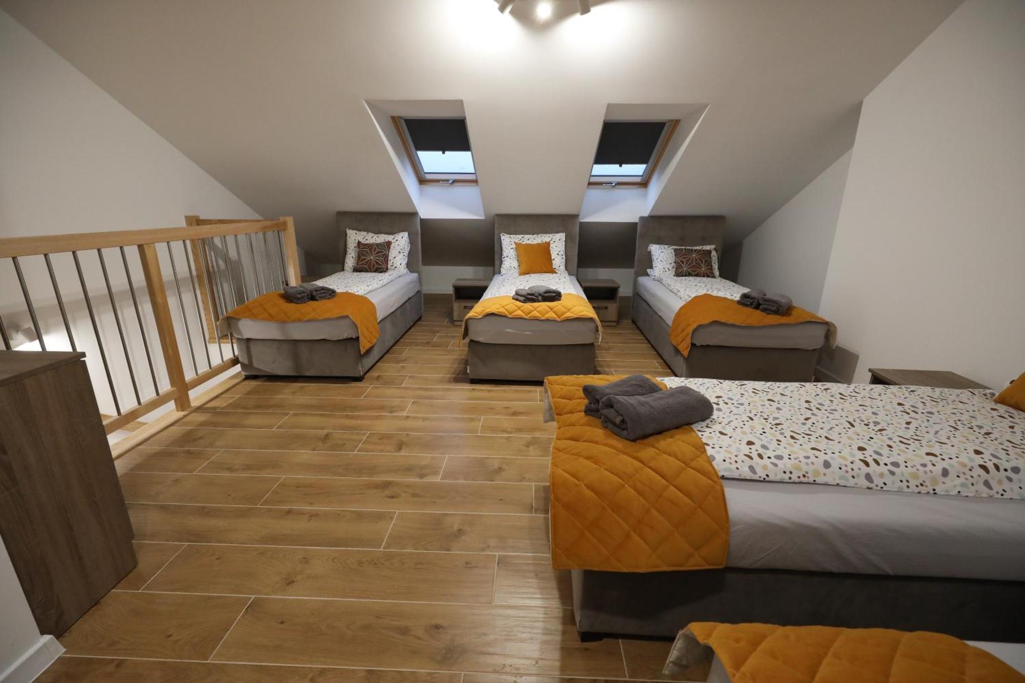 Zabrze Apartamenty Kosciuszki 30 Luaran gambar