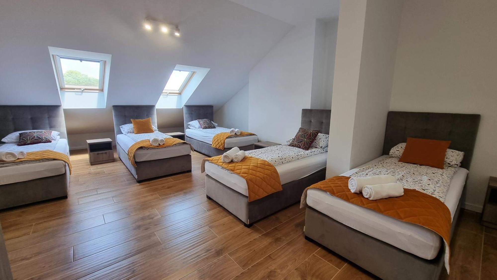 Zabrze Apartamenty Kosciuszki 30 Luaran gambar