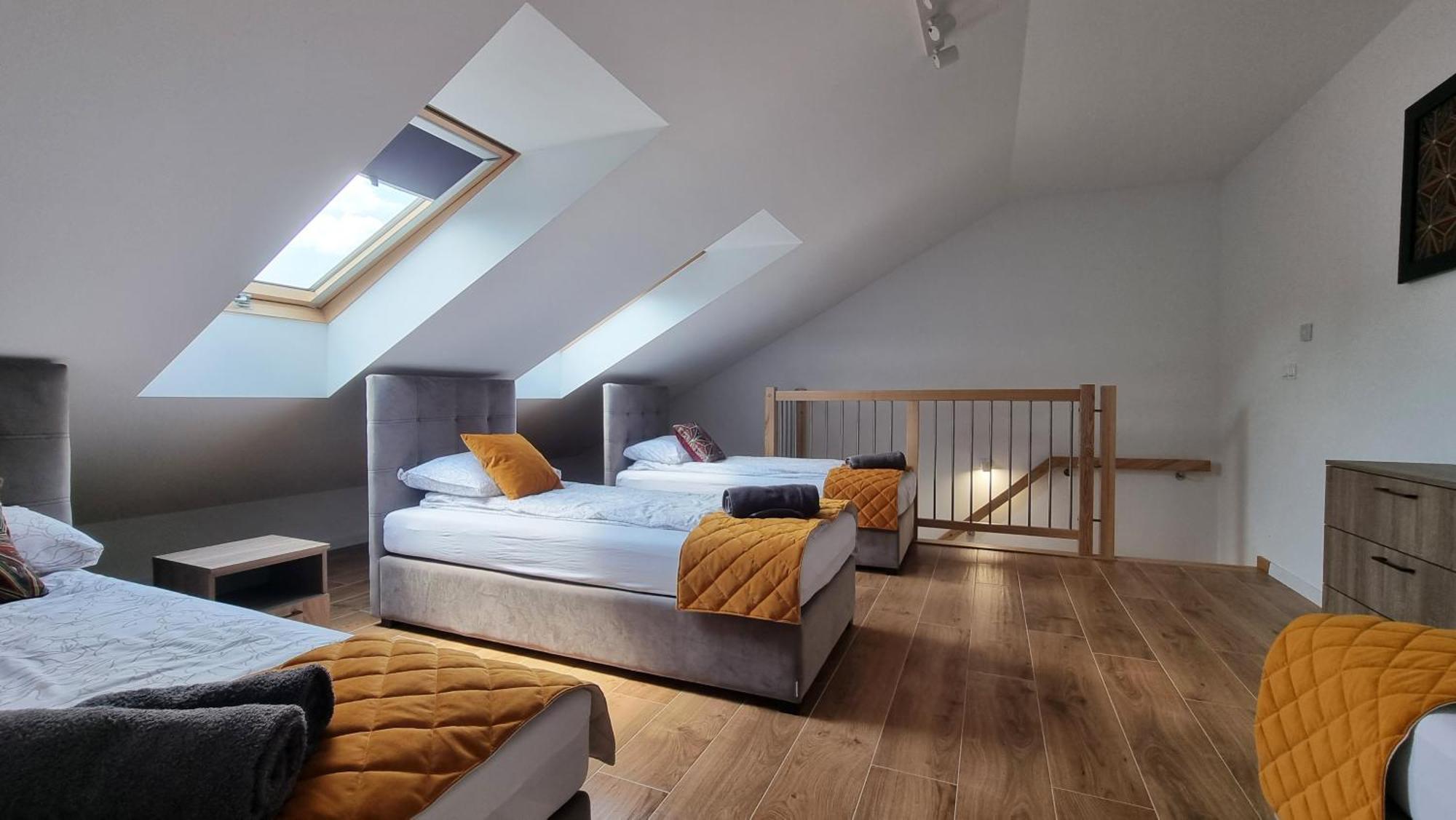 Zabrze Apartamenty Kosciuszki 30 Luaran gambar